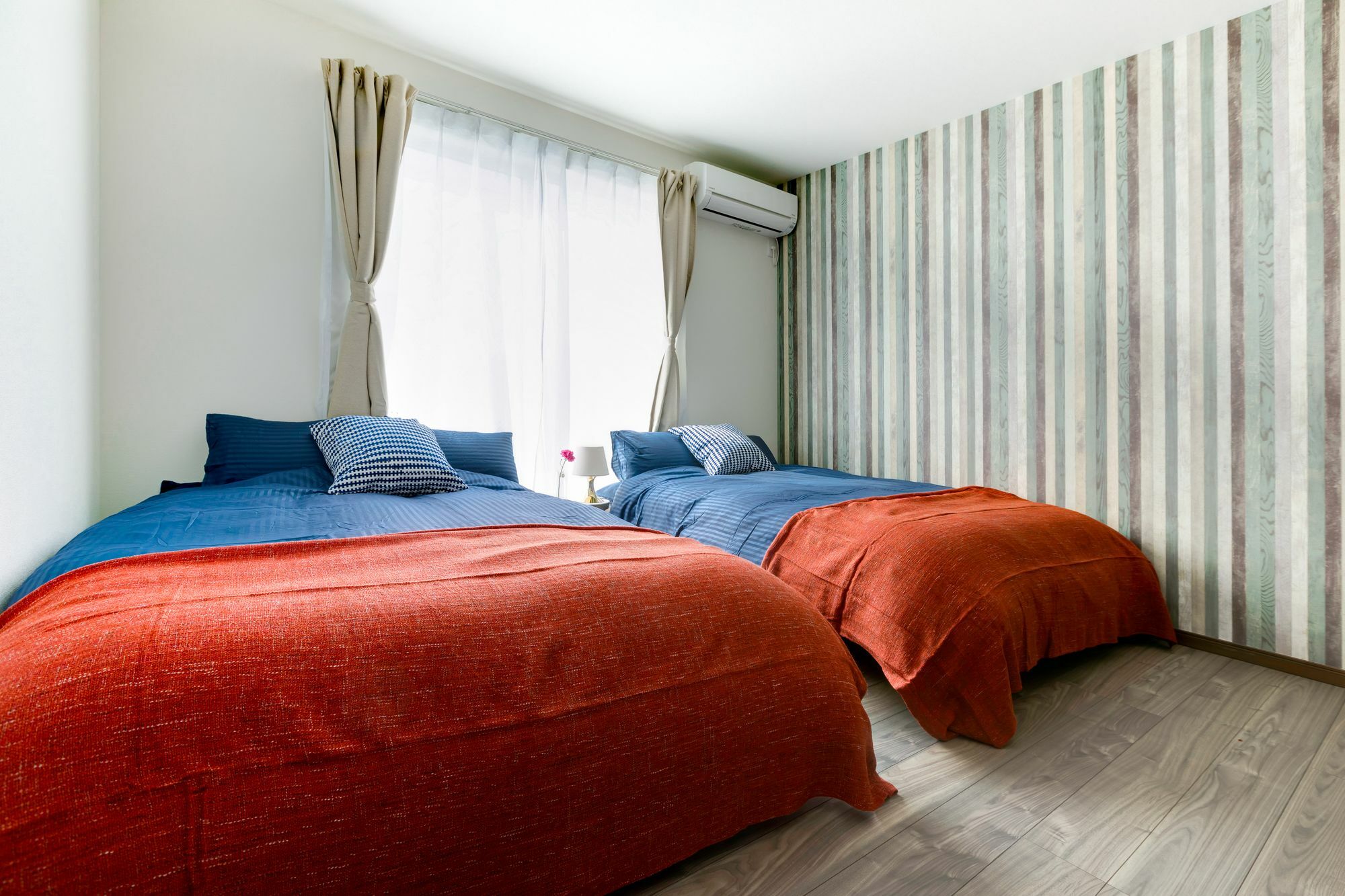 Corlux Villa Осака Екстериор снимка
